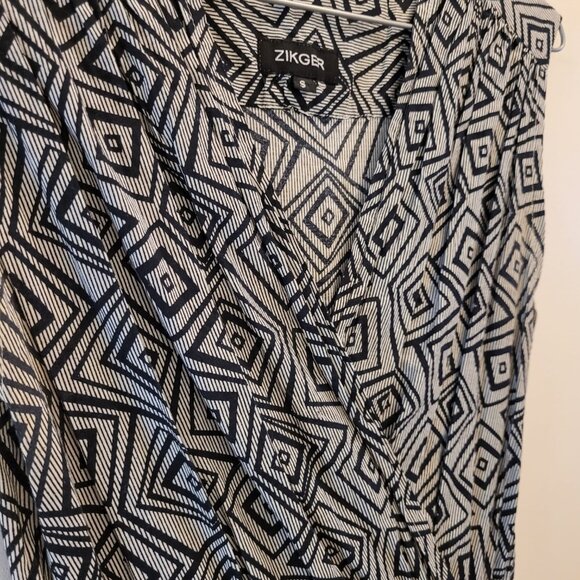 Zikger Dress/ Knee-Length/ Geometric Print/ A-Line/ Size S (fits larger) - Picture 5 of 9